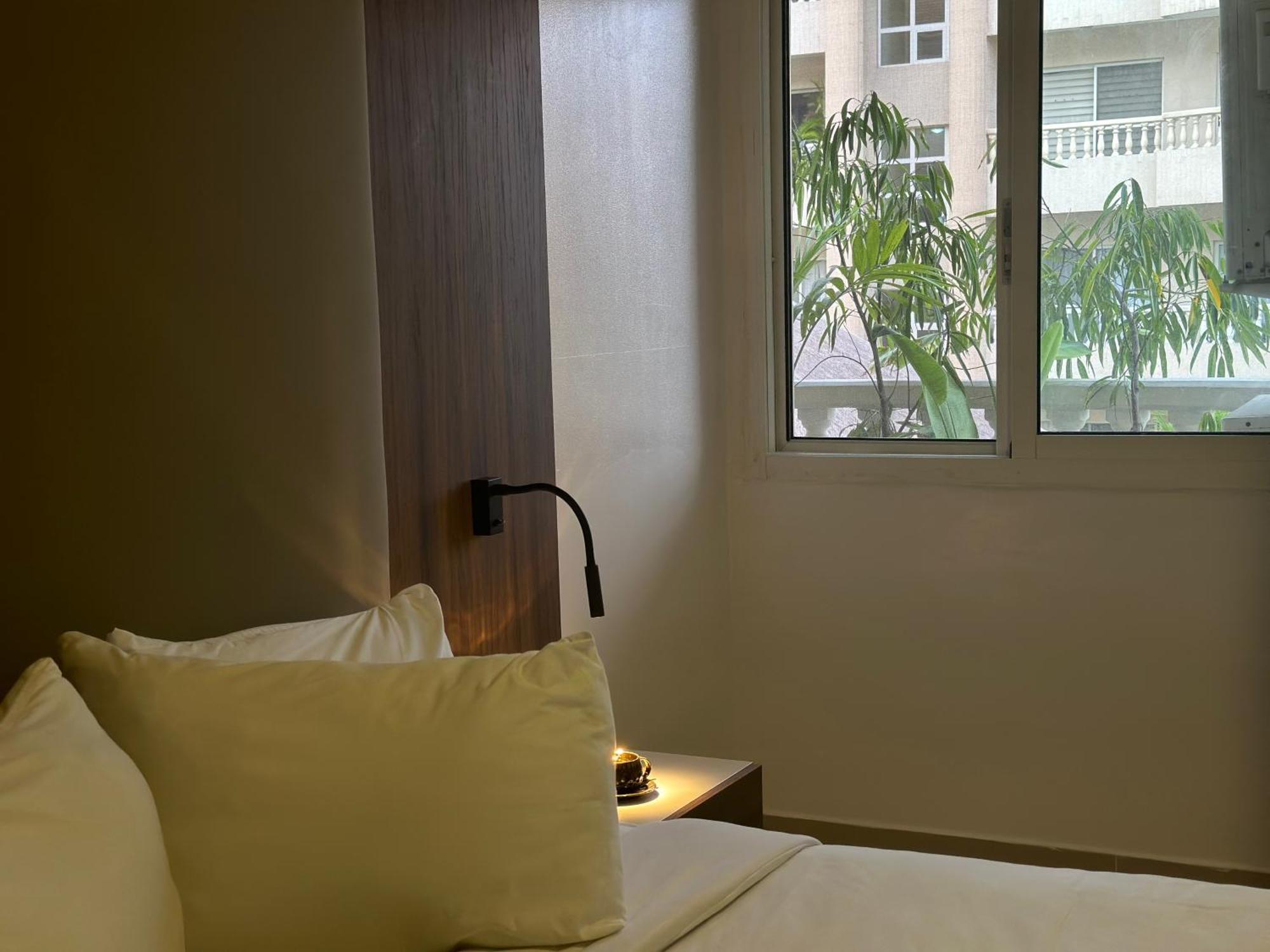 לגוס Guided Hospitality - Luxury Accommodations מראה חיצוני תמונה