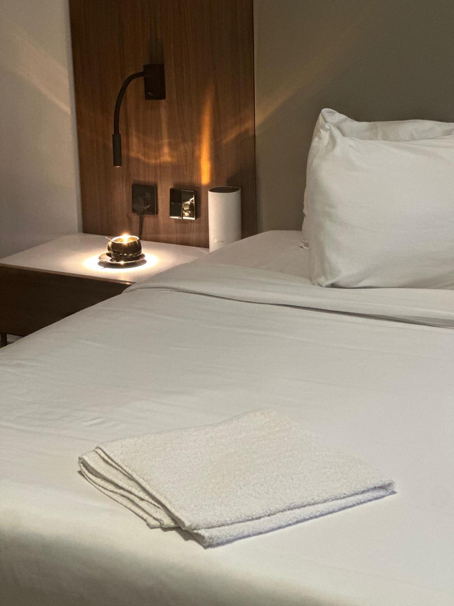 לגוס Guided Hospitality - Luxury Accommodations מראה חיצוני תמונה